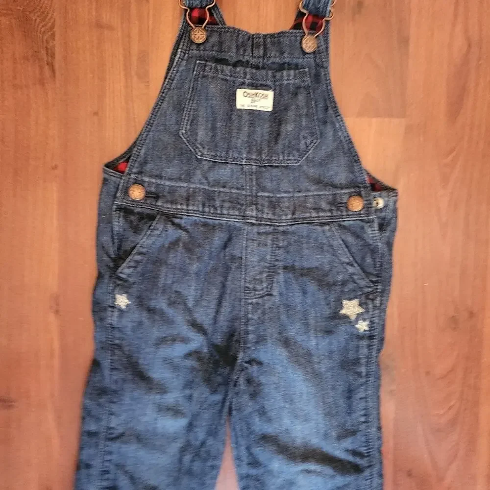 OSH KOSH BUFFALO PLAID DENIUM ADJUSTABLE OVERALLS WITH STAR ACCENTS SIZE 4T